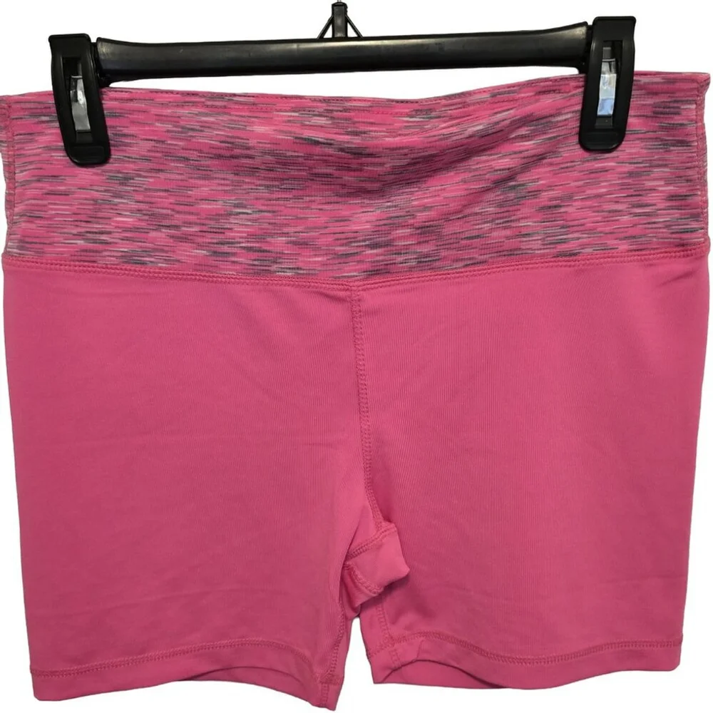 NWOT‎ Velocity Women’s Size Large Activewear Shorts